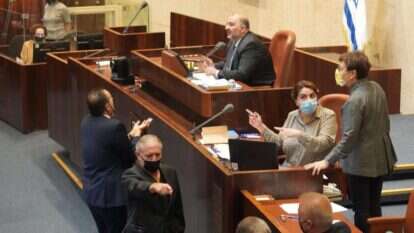 סגן היו"ר, מנסור עבאס, אחרי ביטול ההצבעה. | שמוליק גרוסמן, דוברות הכנסת