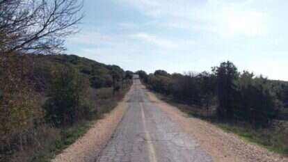 זה קורה שהדרך מתמשכת, זה קורה, יש ללכת, ללכת. | רינה נקונצ'ני