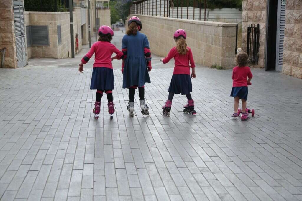 שיינדי סדובסקי שיינדי סדובסקי