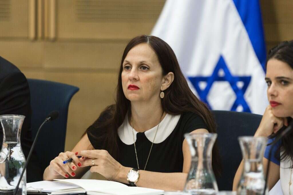 דינה זילבר. | דודי ועקנין