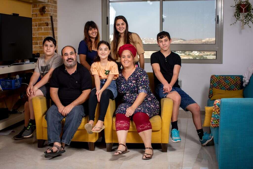 "התפייסנו עם החיים". משפחת פס. | אריק סולטן "התפייסנו עם החיים". משפחת פס. | אריק סולטן