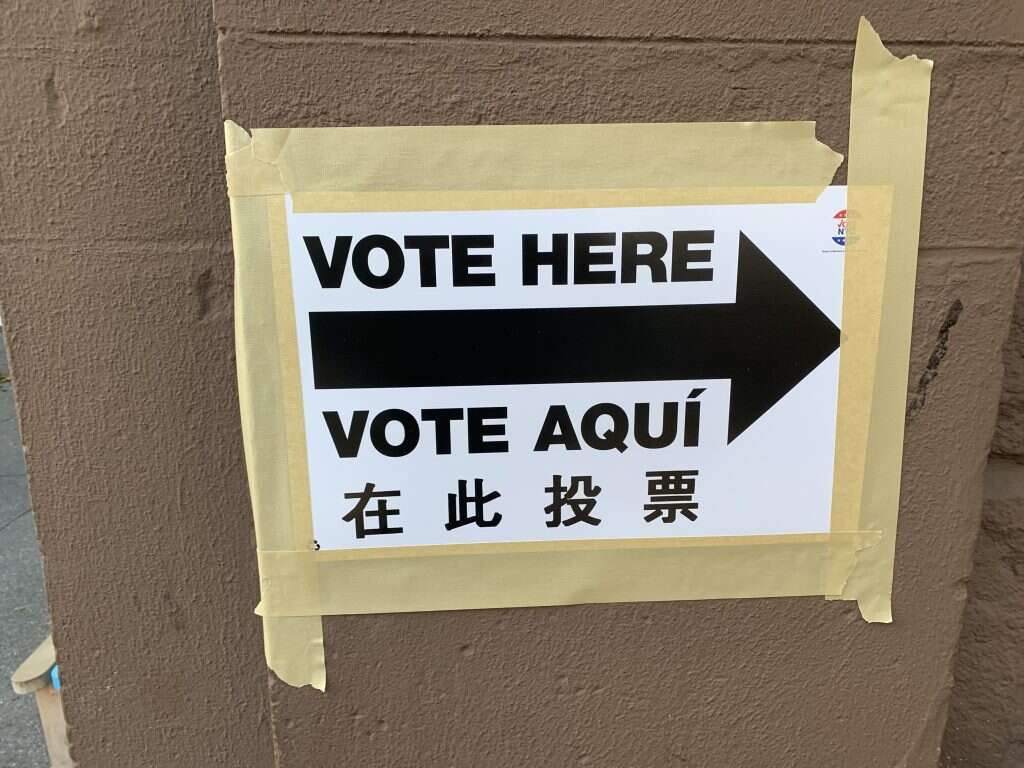 שלט הכוונה לקלפי. | דותן מלאך שלט הכוונה לקלפי. | דותן מלאך