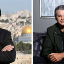 משמאל: מייק אוונס תובע את ג'נטזן פרנקלין. | קווין ד' לילס עבור הוושינגטון פוסט