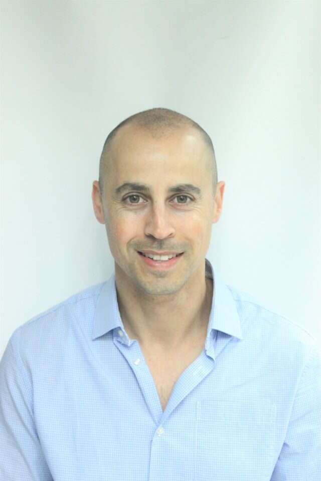 ד"ר יניב עובדיה ד"ר יניב עובדיה