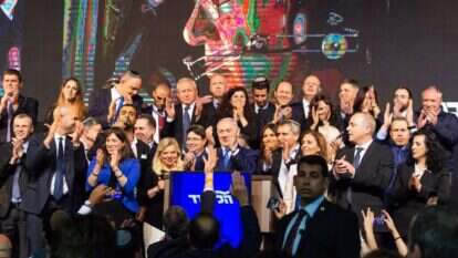 נתניהו וחברי רשימת הליכוד במוצאי הבחירות, אפריל 2019