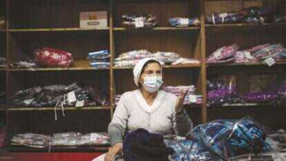 אורה שמסיאן, בעלת החנות "שמסיאן". | הדס פרוש, פלאש 90 אורה שמסיאן, בעלת החנות "שמסיאן". | הדס פרוש, פלאש 90