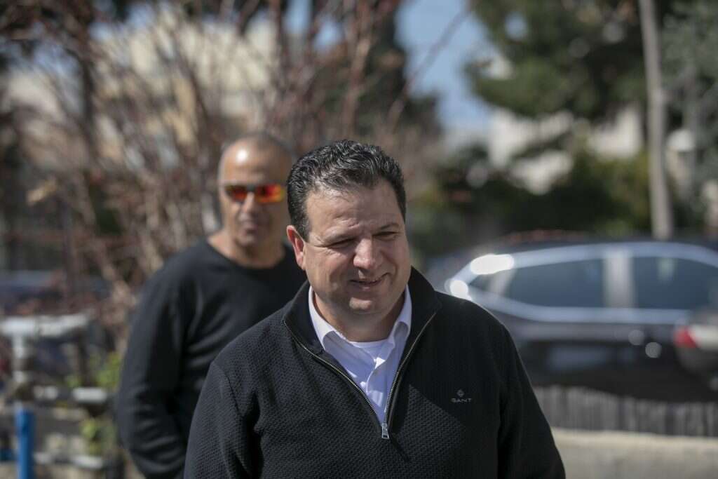 איימן עודה. | מישל דוט קום