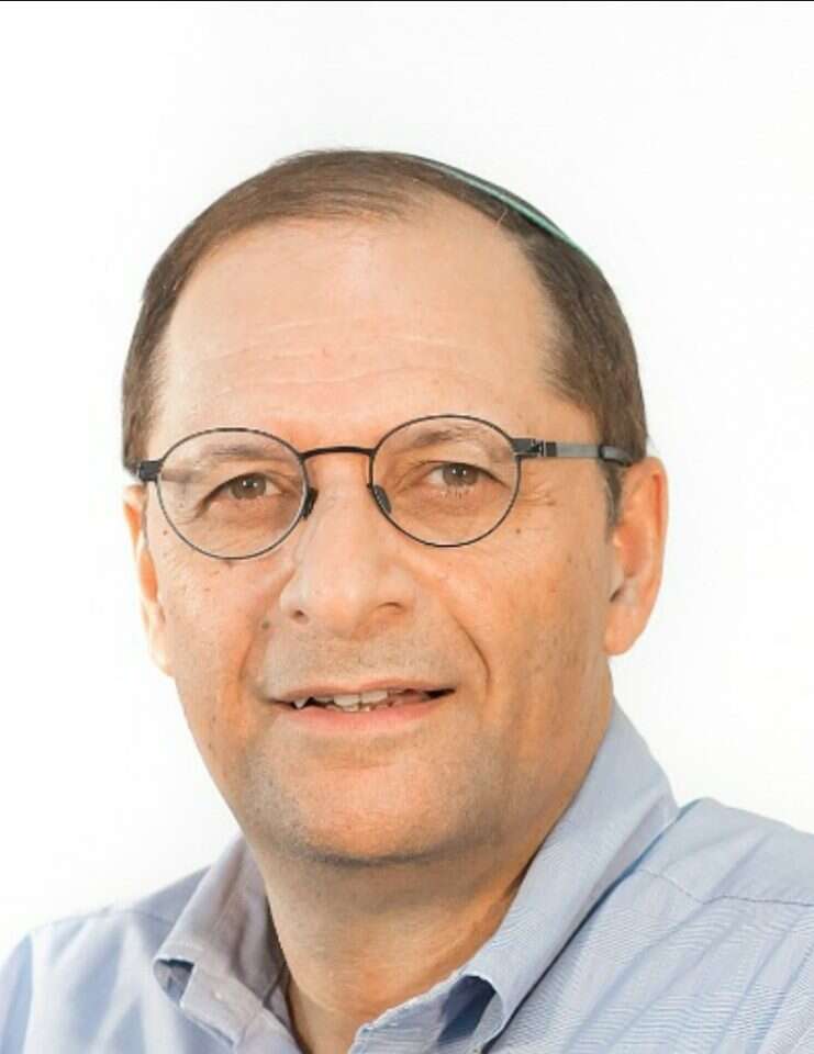 ד"ר אמנון אלדר. | דניאל בר און