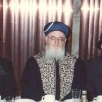 הרב חזן (מימין) עם הרבנים מרדכי אליהו ושלום משאש