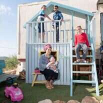 תושבים בעשהאל. | שריה דיאמנט