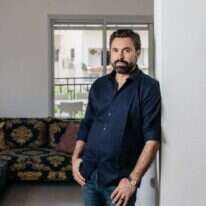 אורי זכי. | אבישג שאר-ישוב