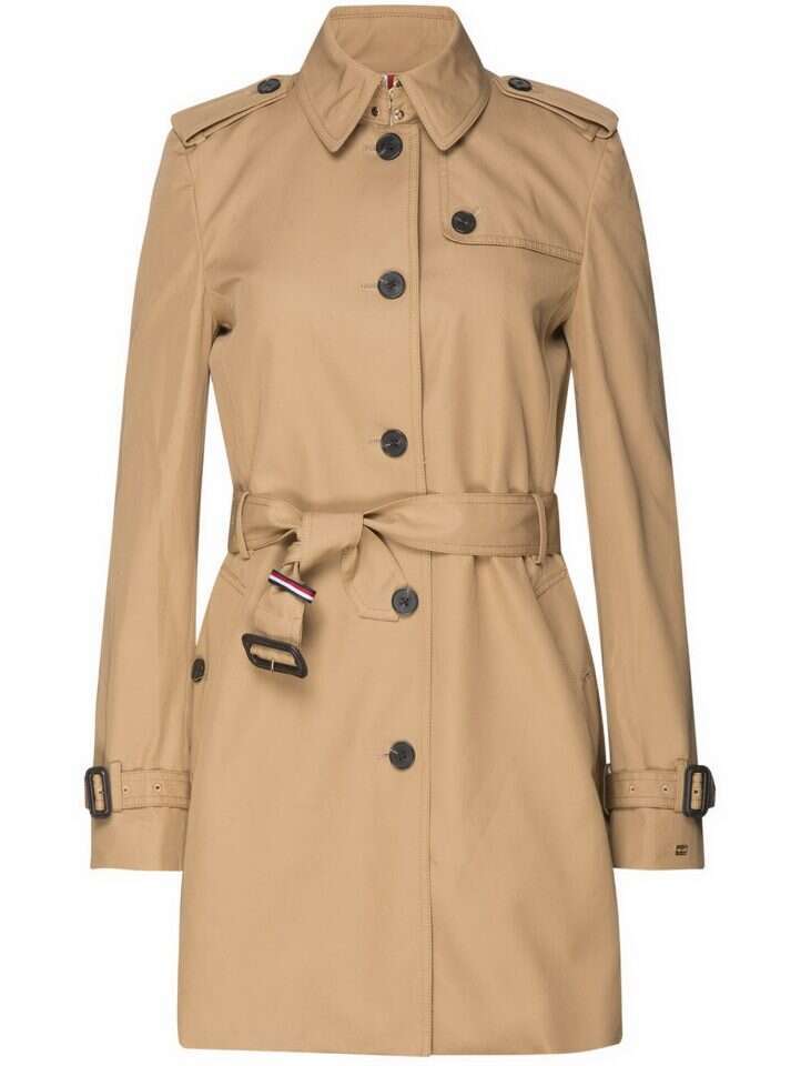 מעיל טרנץ של טומי הילפיגר. | יחצ חו"ל