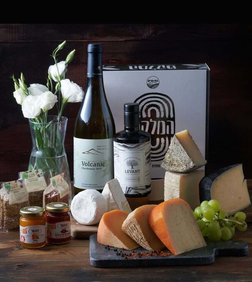 אנטולי מיכאלו