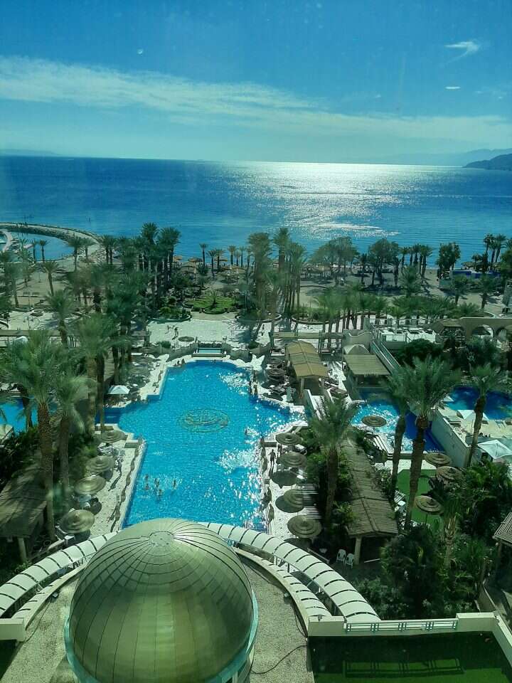 הנוף מהמלון. | בתאל קולמן