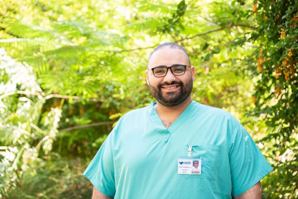 ד"ר עבדול מוסתראחי. | אביטל הירש