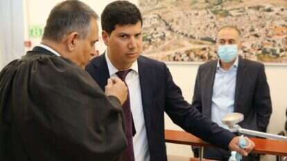 עורכי דינו של נתניהו בפתיחת משפטו, מאי 2020. | עמית שאבי עורכי דינו של נתניהו בפתיחת משפטו, מאי 2020. | עמית שאבי