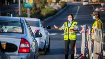 מחסומים בירושלים בתקופת הסגר השני. | אורן בן חקון