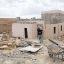 בניית ההתיישבות הצעירה ביו"ש. | שריה דיאמנט