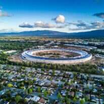 מטה חברת "אפל" בעמק הסיליקון. | שאטרסטוק