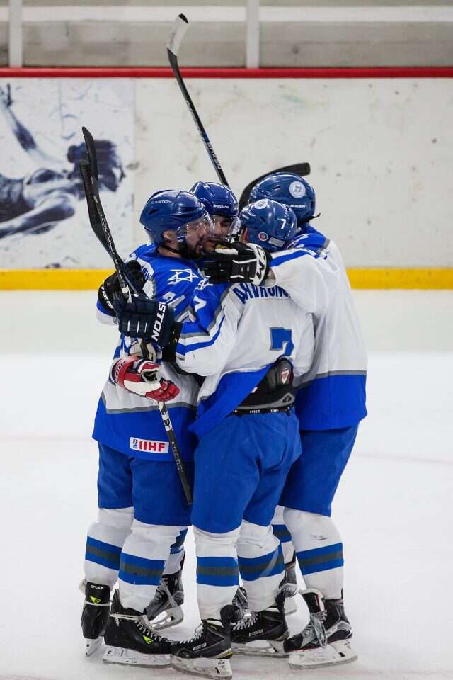 בחר בישראל. שחקני הנבחרת בהוקי קרח. | גטי אימג'ס