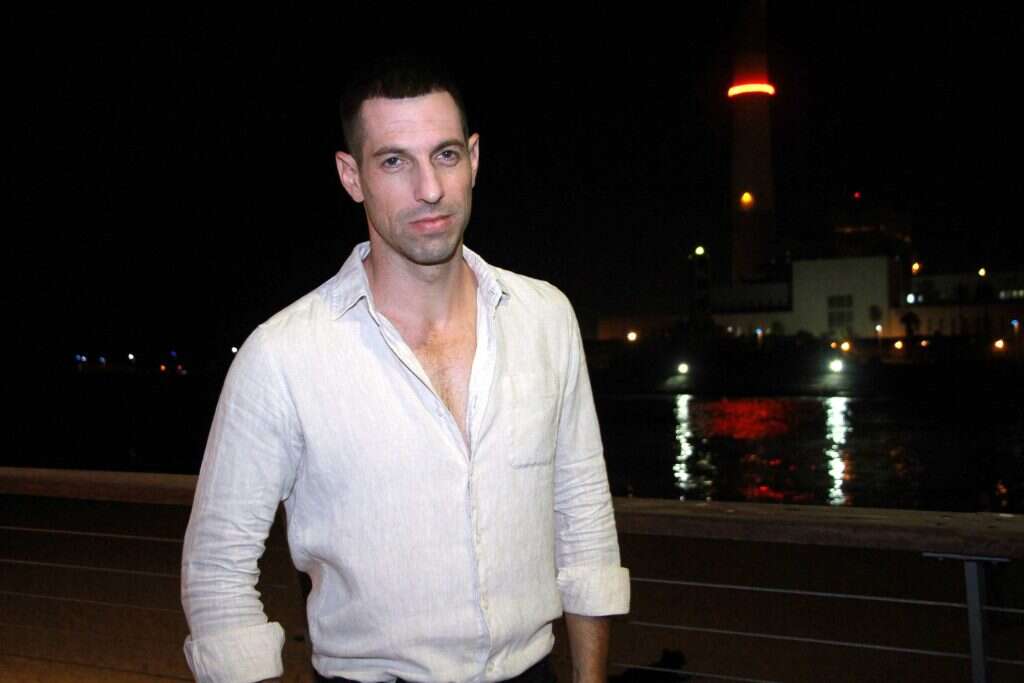 מוצר שונה לחלוטין. חיים אתגר. | אמיר מאירי