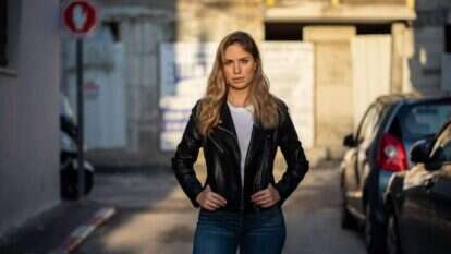 אדוה דדון. | אבישג שאר-ישוב