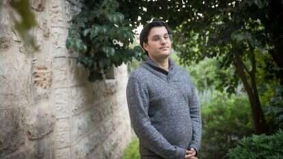 רותם סלע, מו"ל, הוצאת סלע מאיר. | יונתן זינדל, פלאש 90 רותם סלע, מו"ל, הוצאת סלע מאיר. | יונתן זינדל, פלאש 90