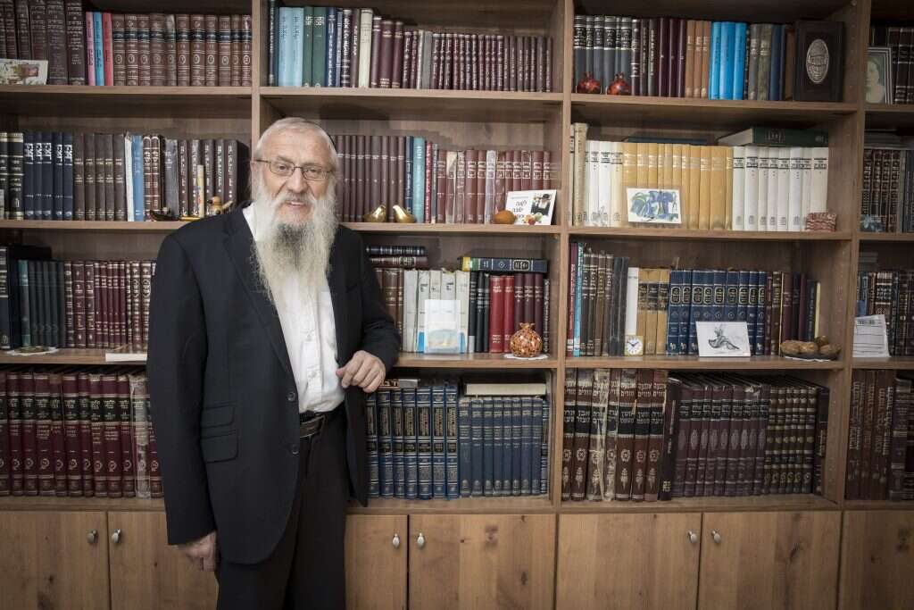 הרב יוסף מנדלביץ'. | אוליבייה פיטוסי, פלאש 90 הרב יוסף מנדלביץ'. | אוליבייה פיטוסי, פלאש 90