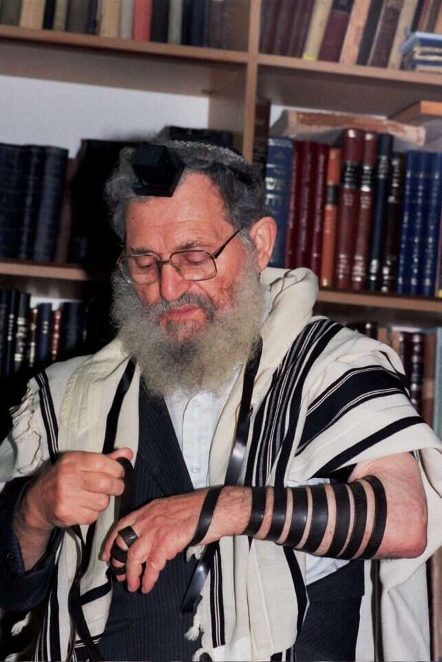 הרב משה צבי נריה. | באדיבות המשפחה