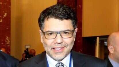 אלברט דדון. | סיון פרג' אלברט דדון. | סיון פרג'