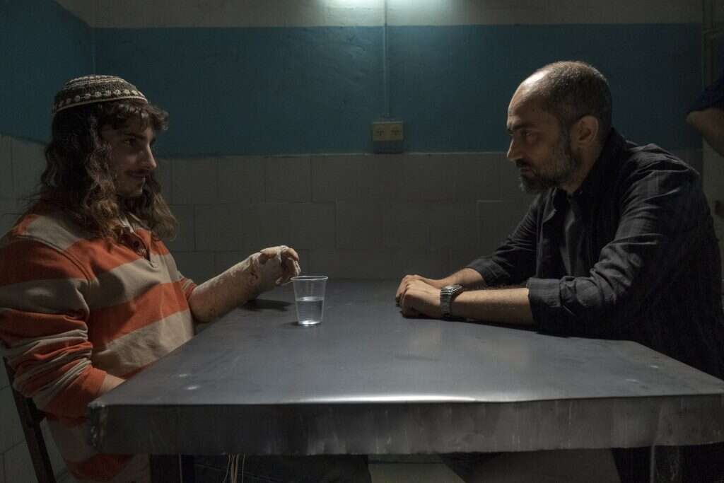 מבין את הזעם של האנשים. עם שלומי אלקבץ בסדרה "הנערים". | רן מנדלסון, באדיבות yes