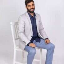 אוריין שוקרון. | אריק סולטן