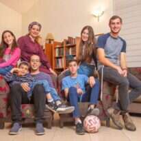 משפחת יולס, בית גמליאל. | אריק סולטן