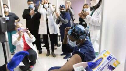 חולי העולם מעניינים את החברות רק כי המודל העסקי שלהן מתבסס עליהם. | EPA