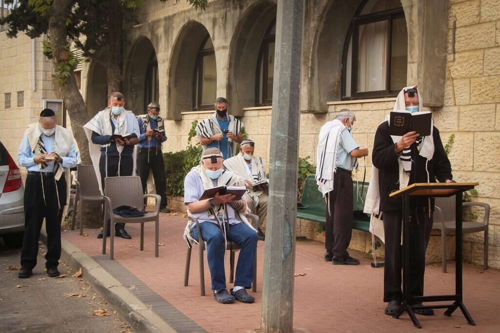 מניין חצר (אילוסטרציה). | גרשון אלינסון, פלאש 90 מניין חצר (אילוסטרציה). | גרשון אלינסון, פלאש 90