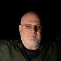 יעקב גלעד. | יונתן בירנבאום