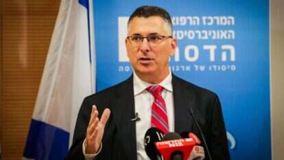 גדעון סער. | אורן בן חקון