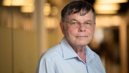 שבח שטרן. | שריה דיאמנט