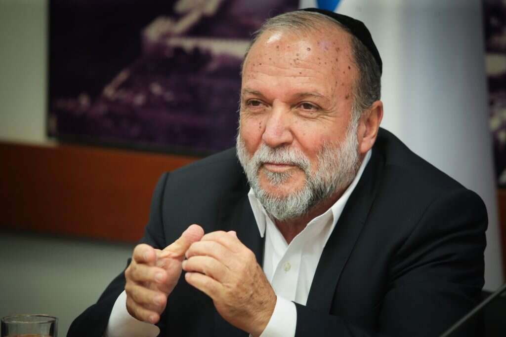 מסייע בגיוס מרצים. סגן השר כהן. | פלאש 90 מסייע בגיוס מרצים. סגן השר כהן. | פלאש 90