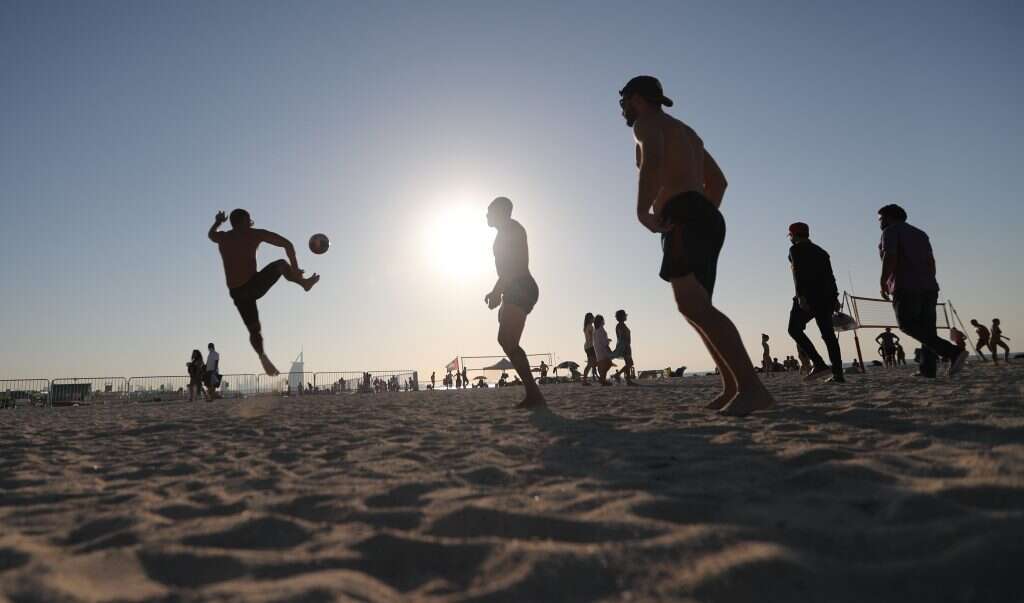 חוף הים באיחוד האמירויות. | EPA