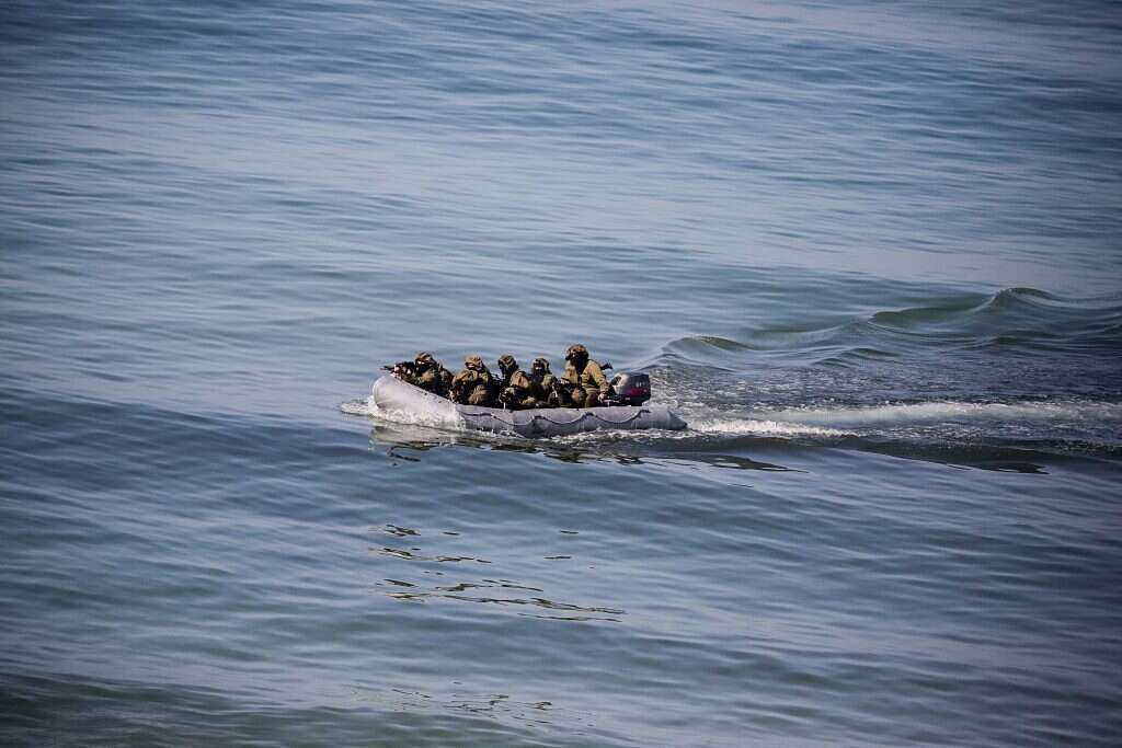 צוללנים של חמאס בתרגיל מטכ"לי. | EPA