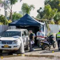 שוטרים בזירת רצח בלוד. | יוסי אלוני, פלאש 90