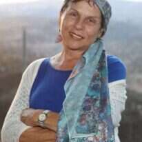 פורטרט עצמי של מרים צחי