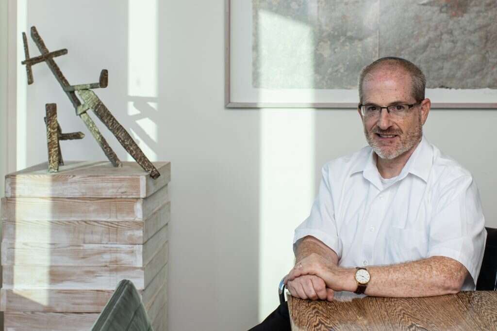 מגיל צעיר יודע לאן פניו מועדות. עו"ד דיוויד שפירא. | אבישג שאר-ישוב