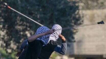 יידוי אבנים. אילוסטרציה. | AFP