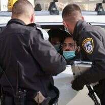 נקודת בדיקה משטרתית בירושלים. | AFP