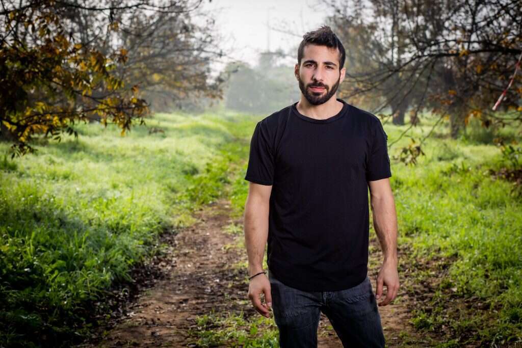 אביחי הולנדר. | אריק סולטן