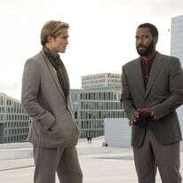 "טנט". | Melinda Sue Gordon