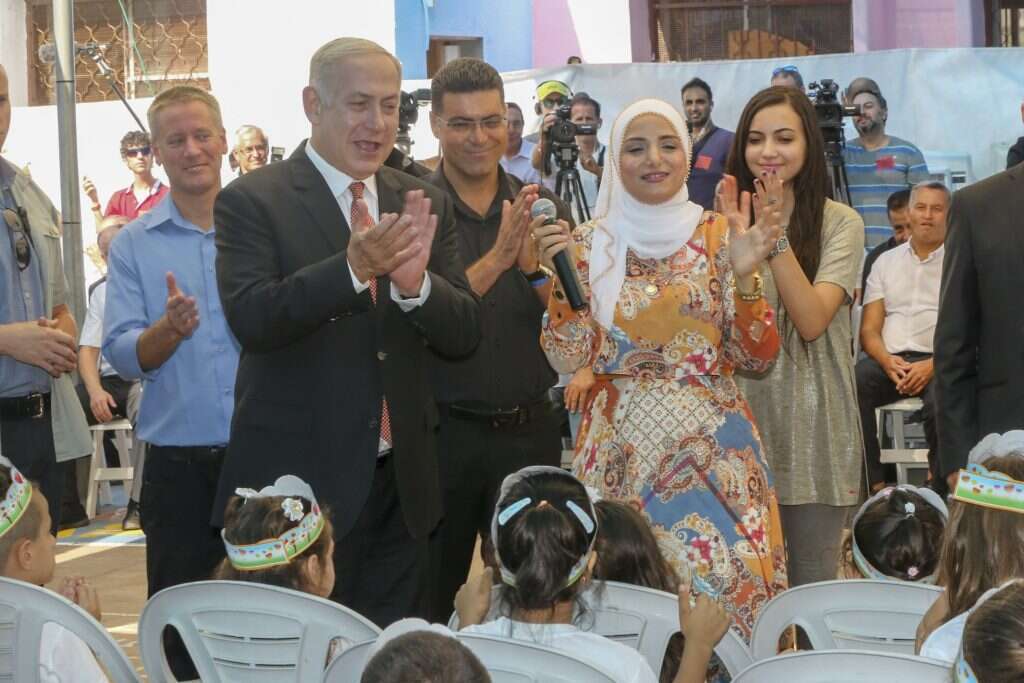 נתניהו בפתיחת שנת הלימודים בעיר טמרה, 2016. | פלאש 90