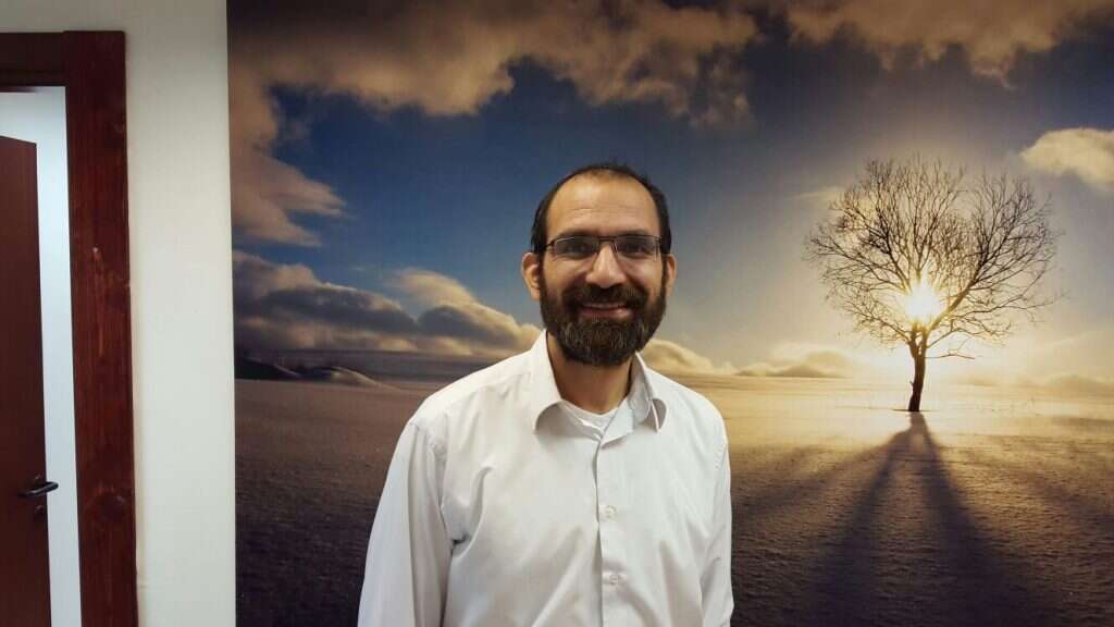 מנשה יאדו. | ארגון חוננו